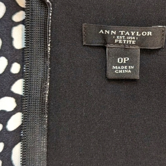 Ann Taylor Black & White Print Peplum Sleeveless Peplum Office Career Dress (0P) - Picture 3 of 6
